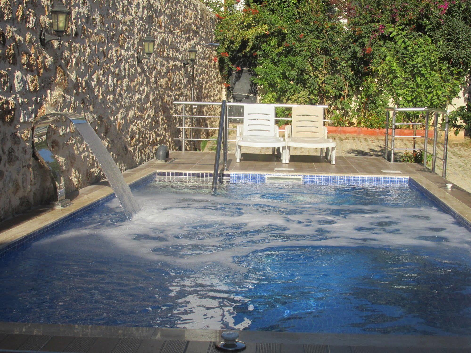 Sabah Pansiyon Antalya Exterior foto